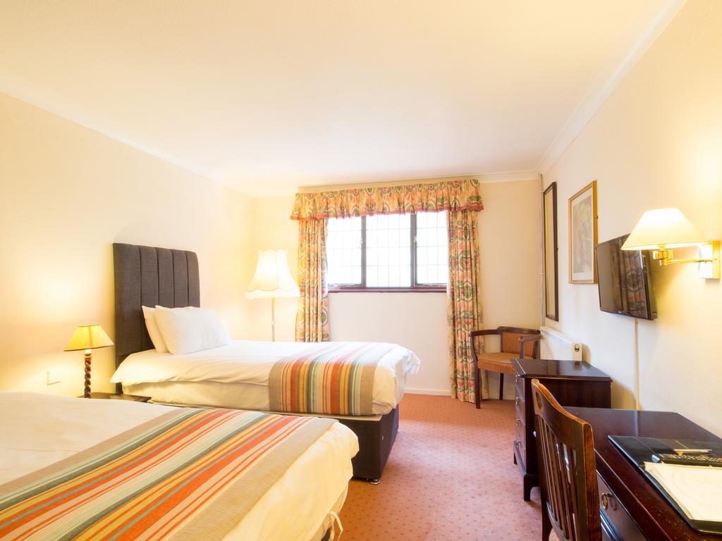 The Devil'S Punchbowl Hotel Hindhead Zewnętrze zdjęcie